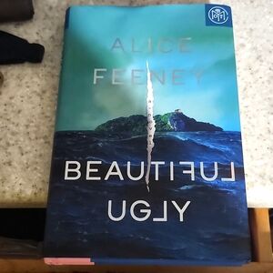 Hardcover Beautiful Ugly by Alice Feeney